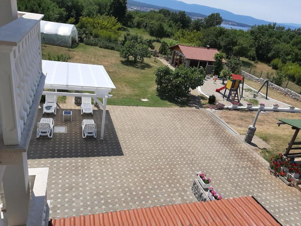 Apartments Gorancica Malinska Buitenkant foto