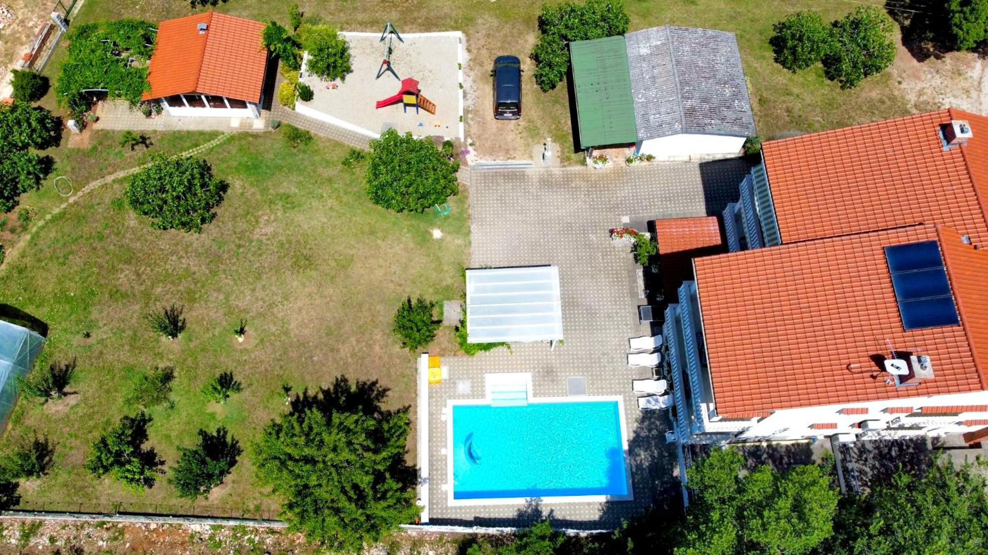 Apartments Gorancica Malinska Buitenkant foto